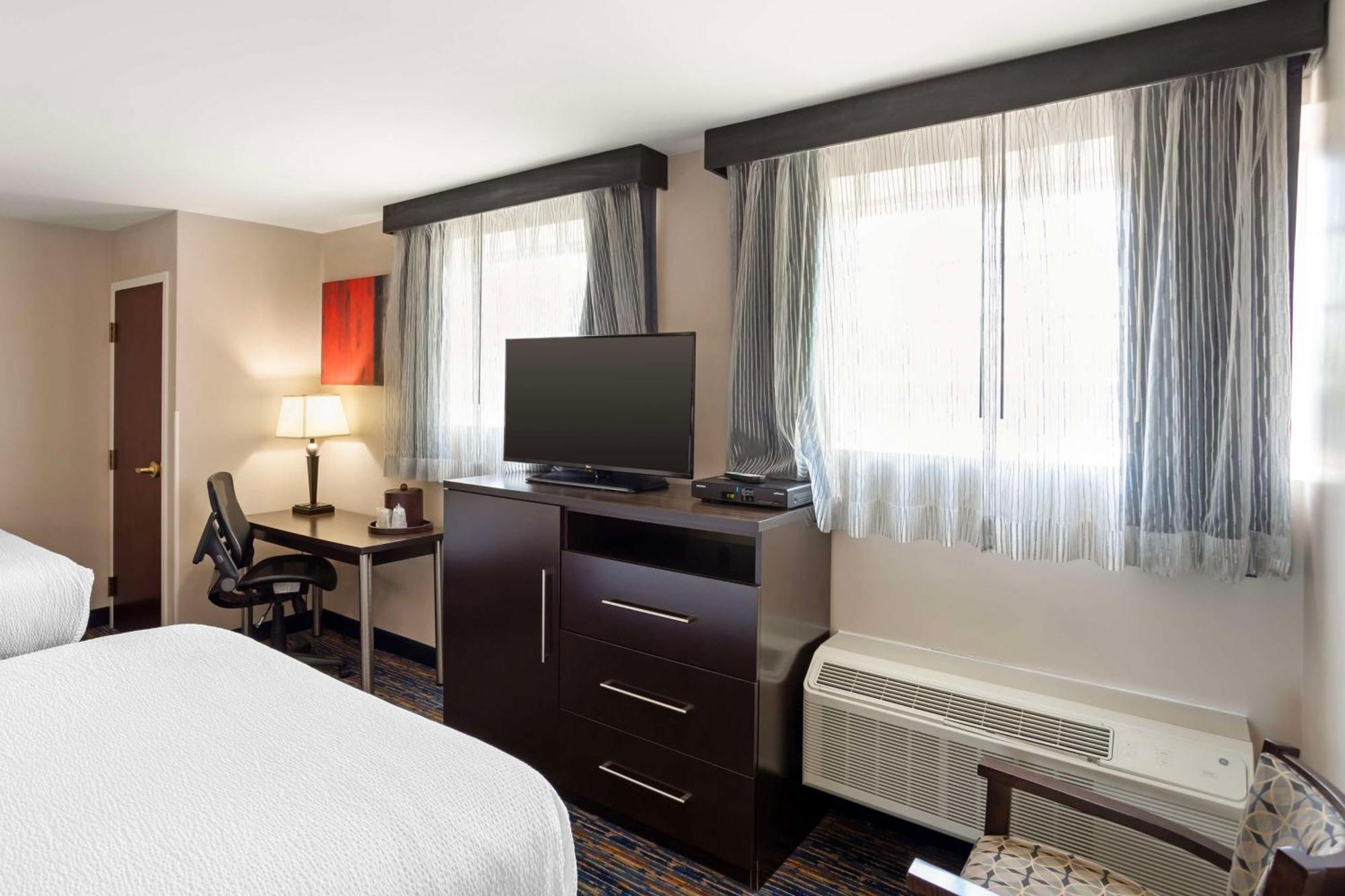 Best Western Plus Fairfield Hotel Eksteriør billede